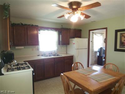 366 Pasadena Ave, Elyria, OH 44035 photo 7