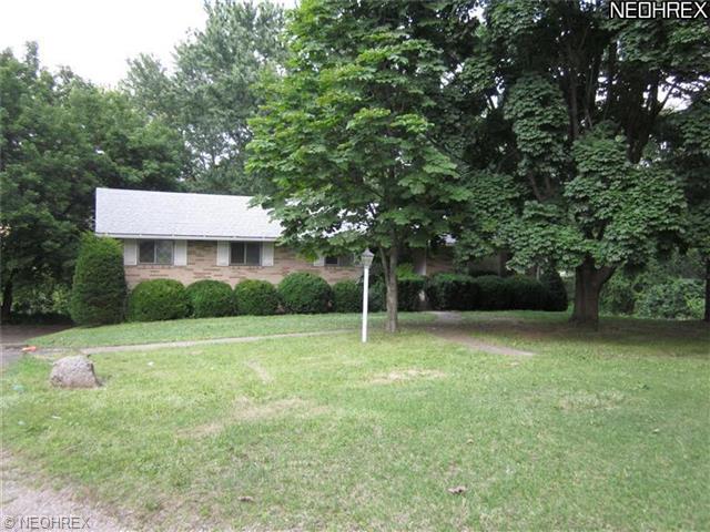 4715 Mohr St, Canton, OH 44708 photo 1