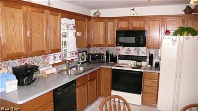 311 Stable Dr, Lagrange, OH 44050 photo 7