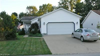 311 Stable Dr, Lagrange, OH 44050 photo 4
