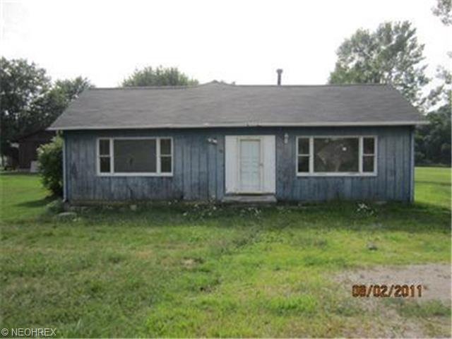 30 Hyde St, Wakeman, OH 44889 photo 1