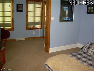 582 Geneva Ave, Struthers, OH 44471 photo 11