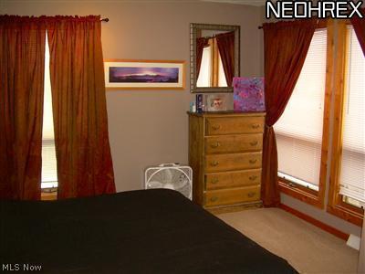 582 Geneva Ave, Struthers, OH 44471 photo 10