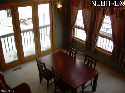 582 Geneva Ave, Struthers, OH 44471 photo 8