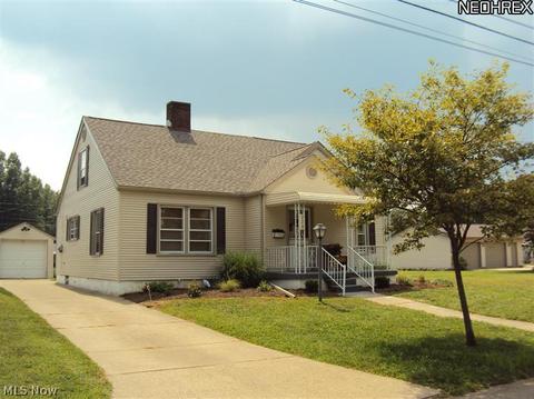 220 E 21st St, Dover, OH 44622 photo 1