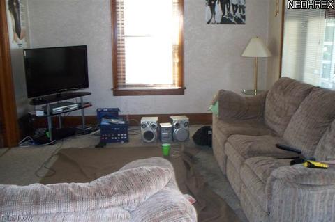 822 Wright, Alliance, OH 44601 photo 2