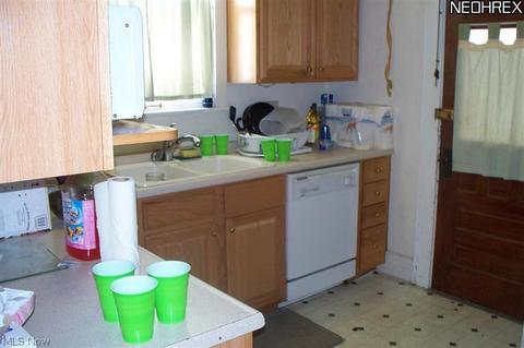 822 Wright, Alliance, OH 44601 photo 4