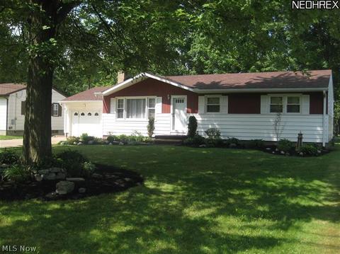 2021 Pleasantview Ave, Ashtabula, OH 44004 photo 1