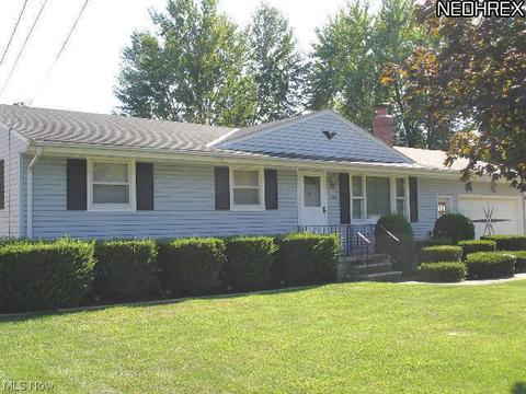 42975 Crestlane Dr, Elyria, OH 44035 photo 1