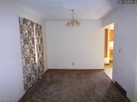 6208 Austin Dr, Ashtabula, OH 44004 photo 7