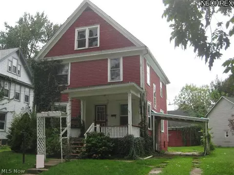 128 Riverside Dr, Ashtabula, OH 44004 photo 1