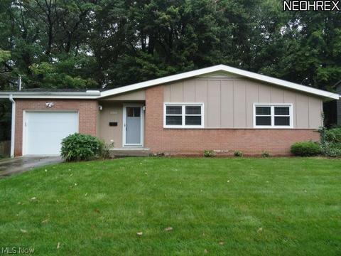 820 Eaglenest Ave, Akron, OH 44303 photo 1