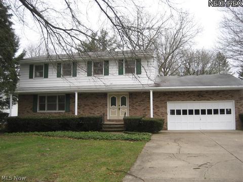 2459 Smith Rd, Akron, OH 44333 photo 12