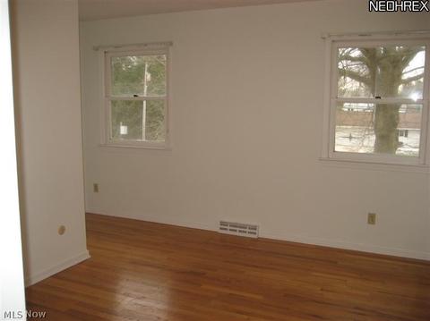 2459 Smith Rd, Akron, OH 44333 photo 11