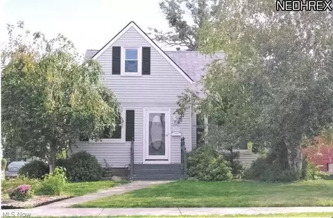 6703 Gilbert Ave, Parma, OH 44129 photo 1
