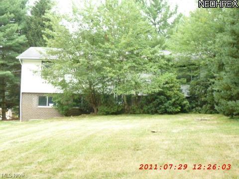 5960 Dailey Rd, Akron, OH 44319 photo 1