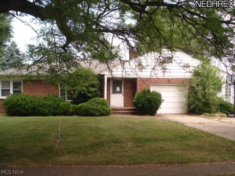 364 Ohio St, Elyria, OH 44035 photo 1