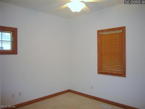 128 Legend Trl, Willowick, OH 44095 photo 14