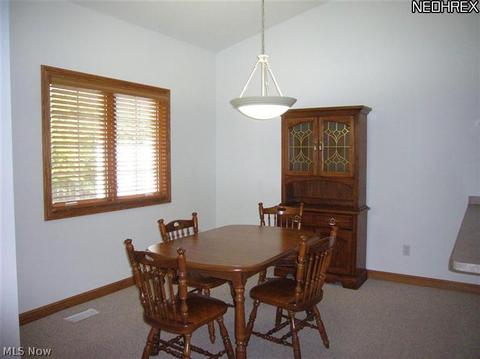 128 Legend Trl, Willowick, OH 44095 photo 9