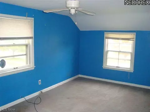 800 E 254th St, Euclid, OH 44132 photo 9