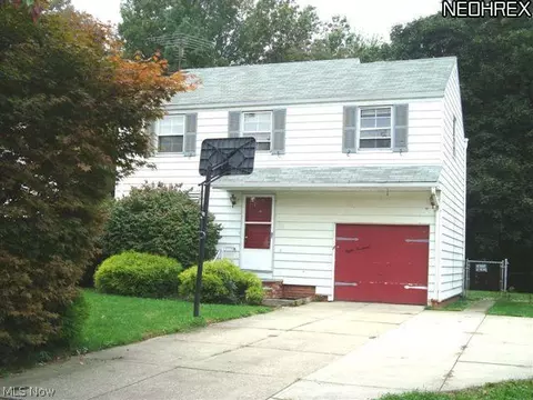800 E 254th St, Euclid, OH 44132 photo 1