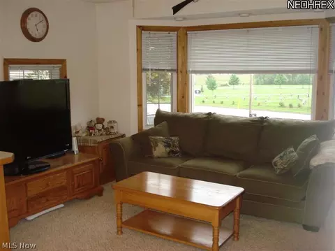 2326 State Route 39 NW, Dover, OH 44622 photo 4