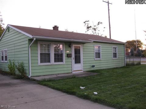 531 Keys Dr, Elyria, OH 44035 photo 1