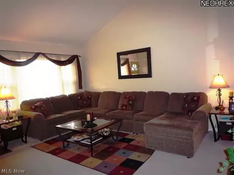 799 Charles St, Willowick, OH 44095 photo 5