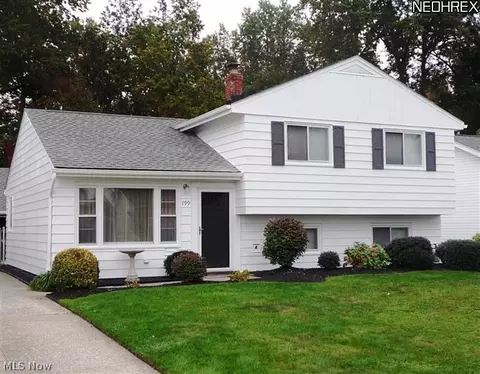799 Charles St, Willowick, OH 44095 photo 1