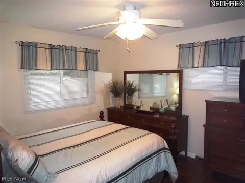 799 Charles St, Willowick, OH 44095 photo 6