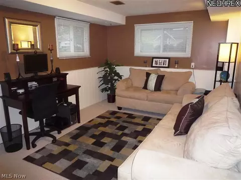 799 Charles St, Willowick, OH 44095 photo 11