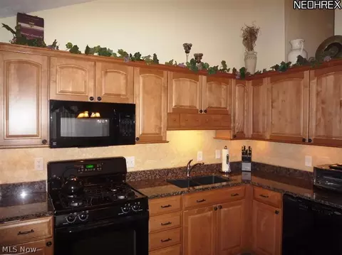 799 Charles St, Willowick, OH 44095 photo 22