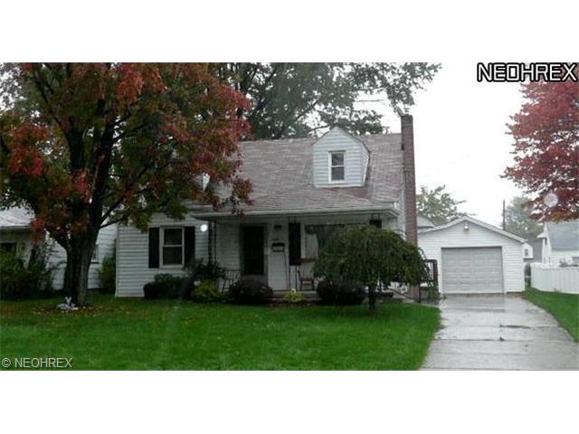 213 Renee Dr, Struthers, OH 44471 photo 1