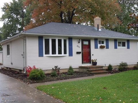 653 Lucille Dr, Elyria, OH 44035 photo 1