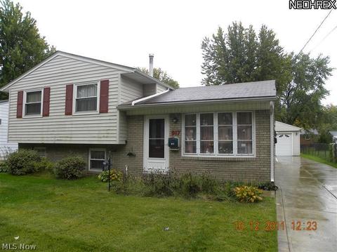 917 Wilder Ave, Elyria, OH 44035 photo 1