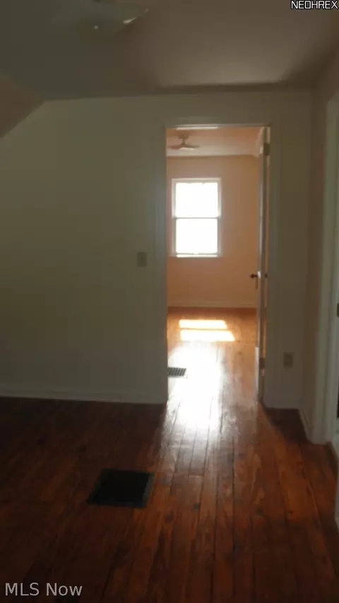 374 E 250th, Euclid, OH 44132 photo 16