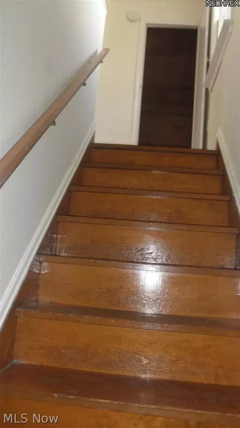 374 E 250th, Euclid, OH 44132 photo 13
