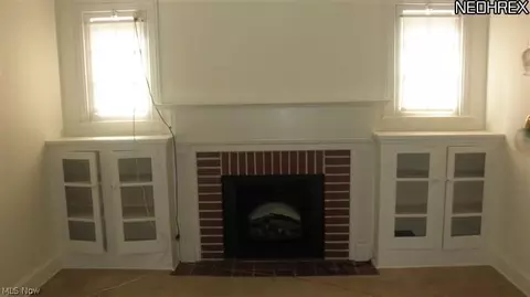 374 E 250th, Euclid, OH 44132 photo 3