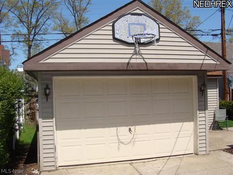 29143 Barjode Rd, Willowick, OH 44095 photo 2