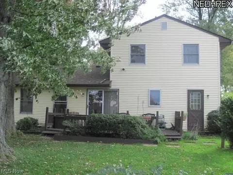 215 Pepperdine Dr, Elyria, OH 44035 photo 11