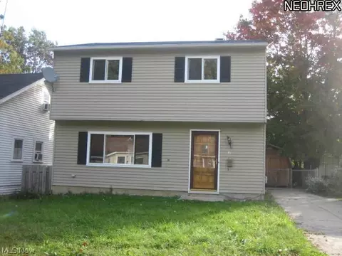 871 Shadowrow, Willoughby, OH 44094 photo 1