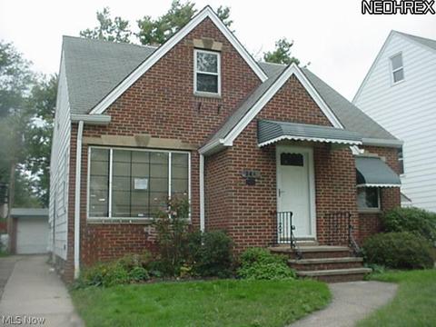 346 E 211th St, Euclid, OH 44123 photo 1