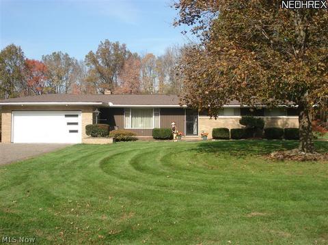 9529 Geneva Dr, Windham, OH 44288 photo 2