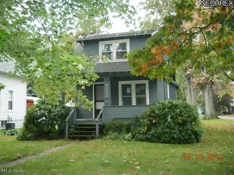 1736 W 13th St, Ashtabula, OH 44004 photo 1