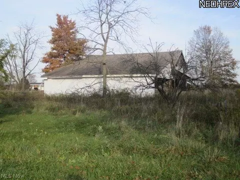 11125 Beloit Snodes Rd, Beloit, OH 44609 photo 1