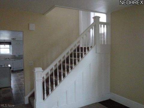 1216 Dover Ave, Dover, OH 44622 photo 5