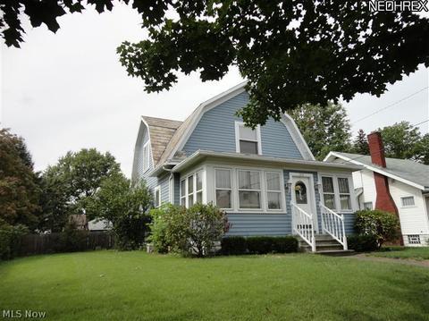 1216 Dover Ave, Dover, OH 44622 photo 2