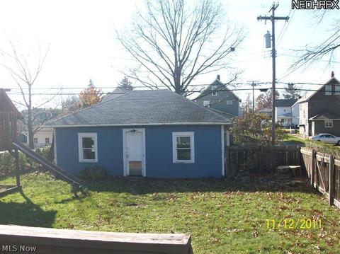 1216 Dover Ave, Dover, OH 44622 photo 3