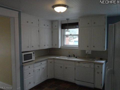 1216 Dover Ave, Dover, OH 44622 photo 11