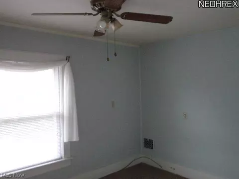 1216 Dover Ave, Dover, OH 44622 photo 16